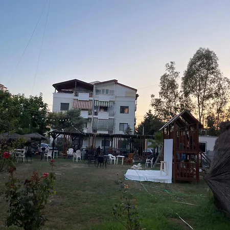 דירה Golem Beach Apartment *