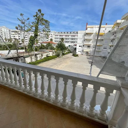 Golem Beach Apartment דירה